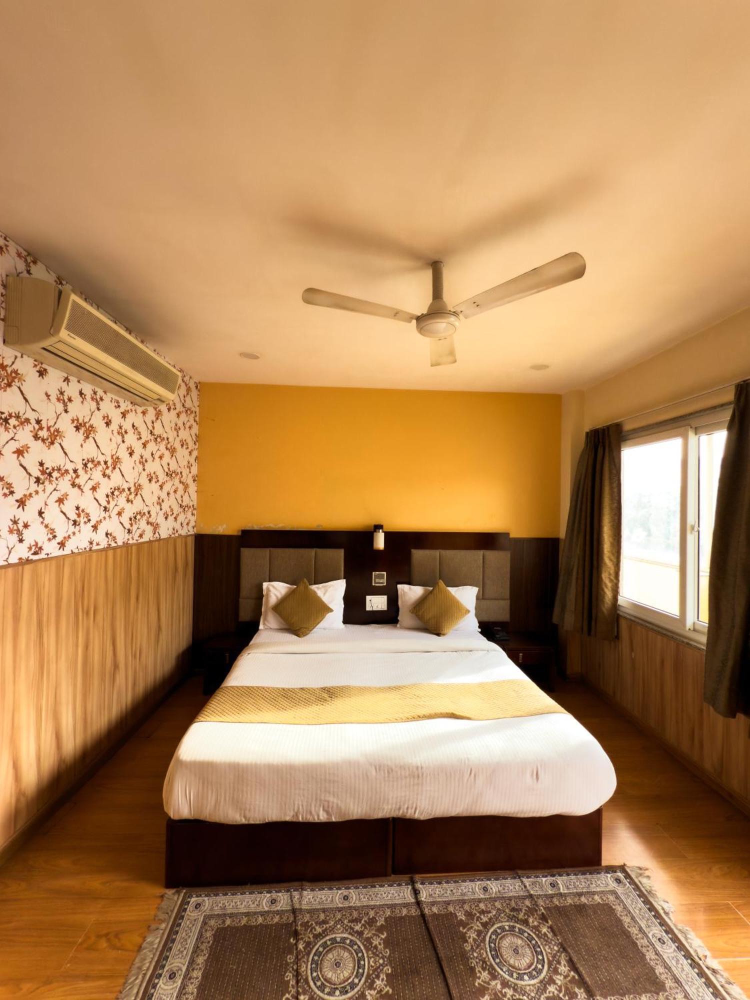 Hotel Royal Palm - A Budget Hotel In Udaipur Exterior foto